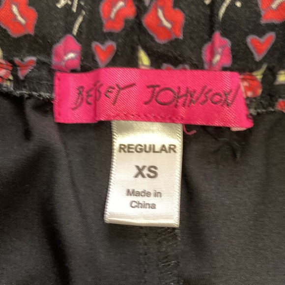 Betsy Johnson Lace Pockets Scrub bottoms. Black scrub bottoms with lace … - Picture 5 of 8